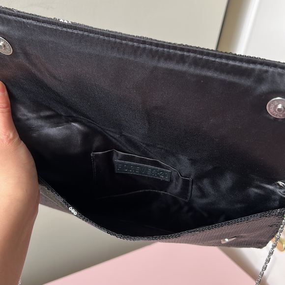 FOREVER 21 clutch bag - Picture 7 of 7